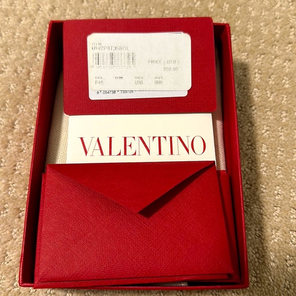 Valentino Garavani Rockstud Calfskin Cardholder - Picture 6 of 7